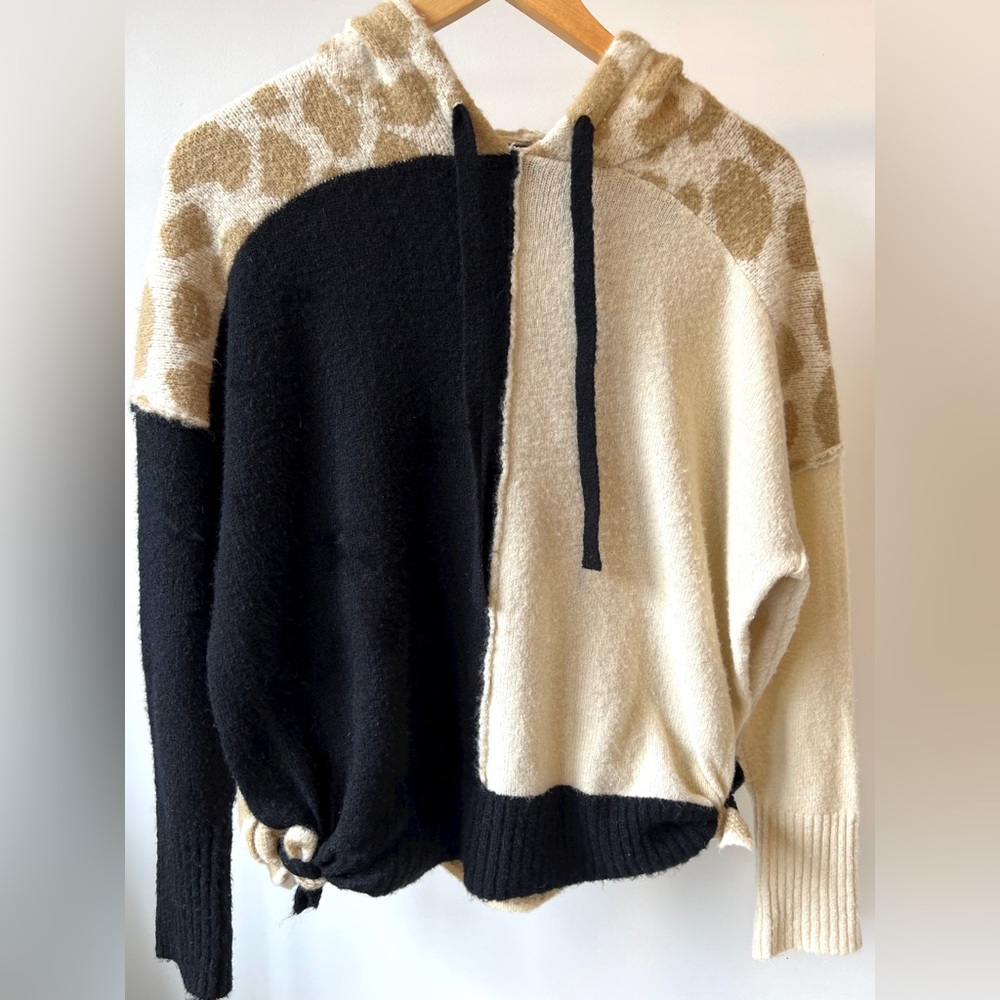 Central Park West || hooded color block sweater || size small